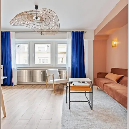 1-bedroom Renovated In Bonnevoie Near And Train Appartamento *